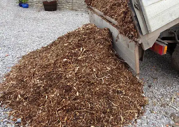 How long does mulch last in Santa Monica, CA